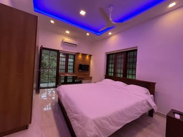 Lakeshore Premier Serviced Villa Alappuzha